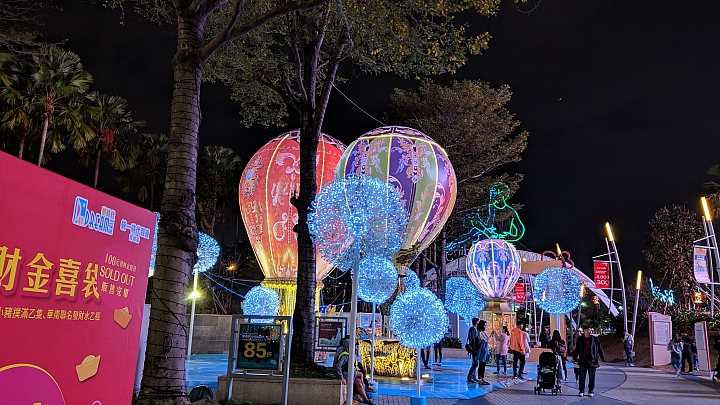 大年初一夢時代廣場U11隨手自動手持夜拍無修直出