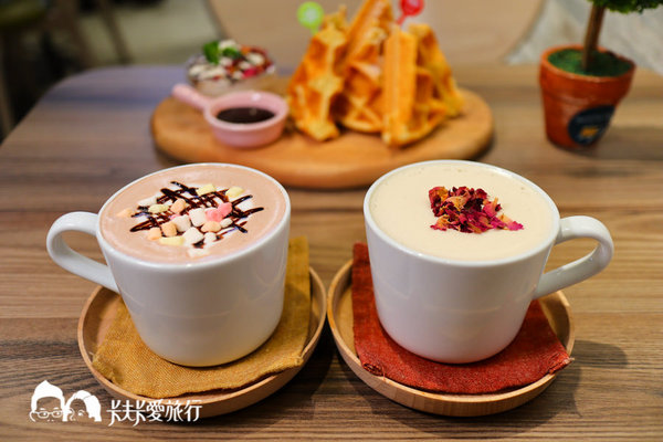 羅東下午茶-Homing Cafe歸巢咖啡|不只下午茶甜點還有美味燒肉飯和關東煮