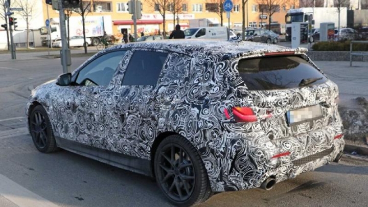 新 BMW 1-Series 內裝升級，力拼 M.Benz A-Class！