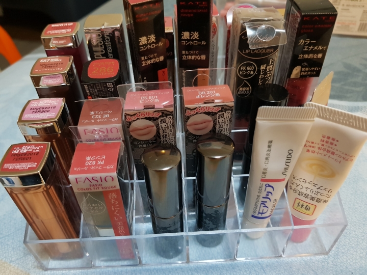 聊一下大家化妝品都怎麼收納？