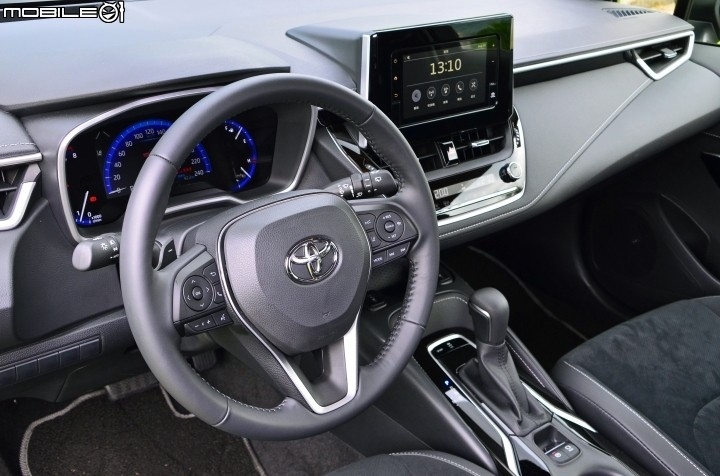 新RAV4 車機龜殼好怪