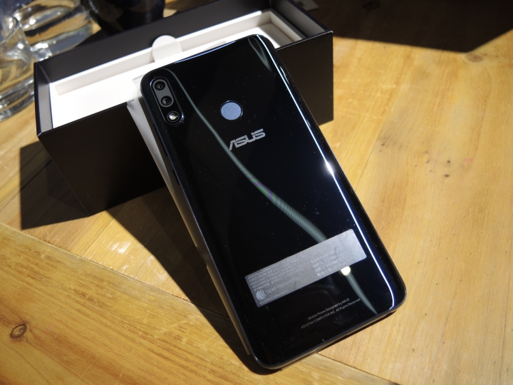 [心得]開箱 ZenFone Max Pro(M2)