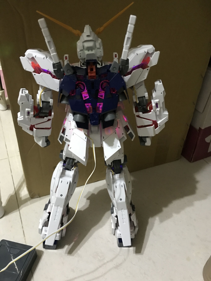 MEGA Unicorn 1/48 LED燈組改造