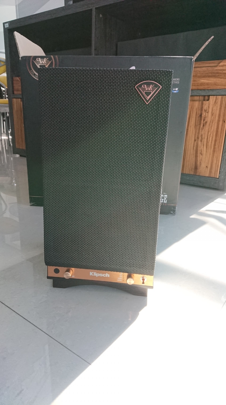 (開箱)主動式喇叭"Klipsch The Sixes"