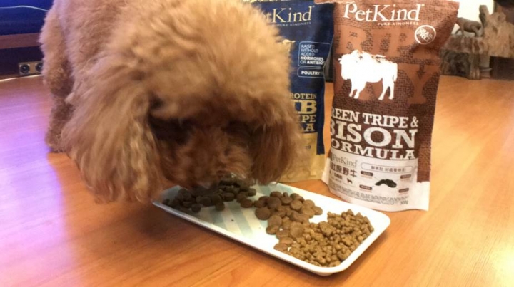 [分享] 老饕汪的新歡飼料-PetKind