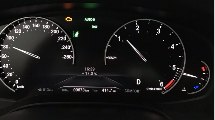 《求救》G30 520d 剛交車跑183公里就亮引擎故障燈