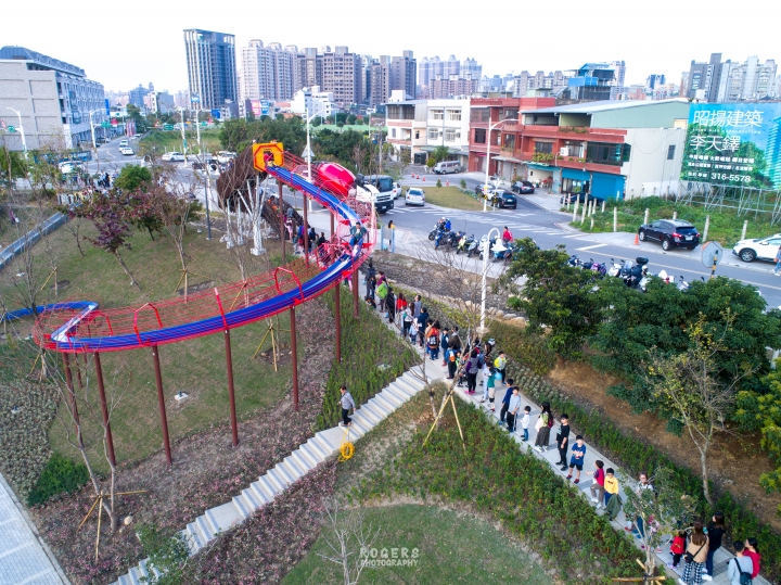 桃園風禾公園50公尺長滾輪溜滑梯｜空拍｜地景｜圖多