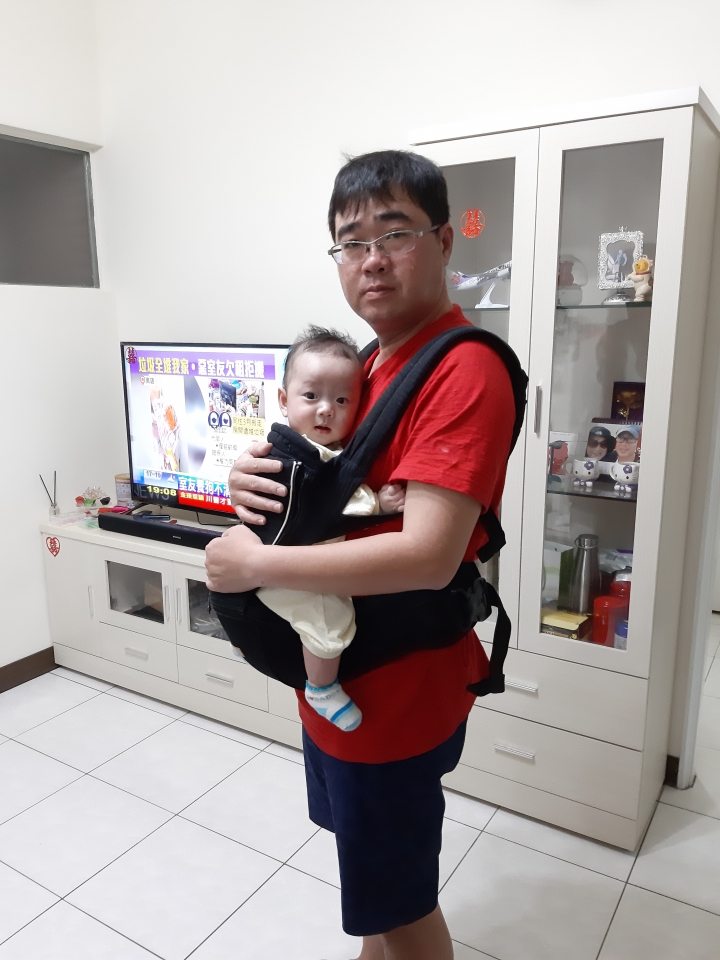 （開箱分享）mamaway 4D環抱式嬰兒背帶