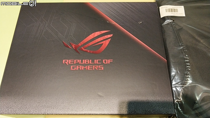 [用家開箱]我的第一台 ROG STRIX HERO II RTX 版