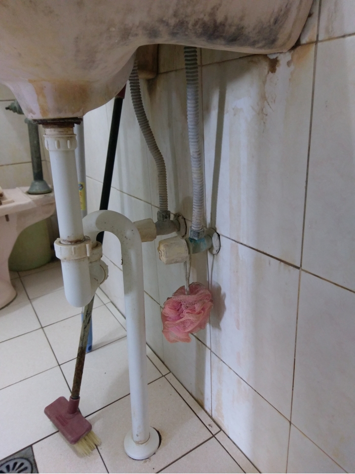 馬桶無進水軟管，如何接沖洗器？