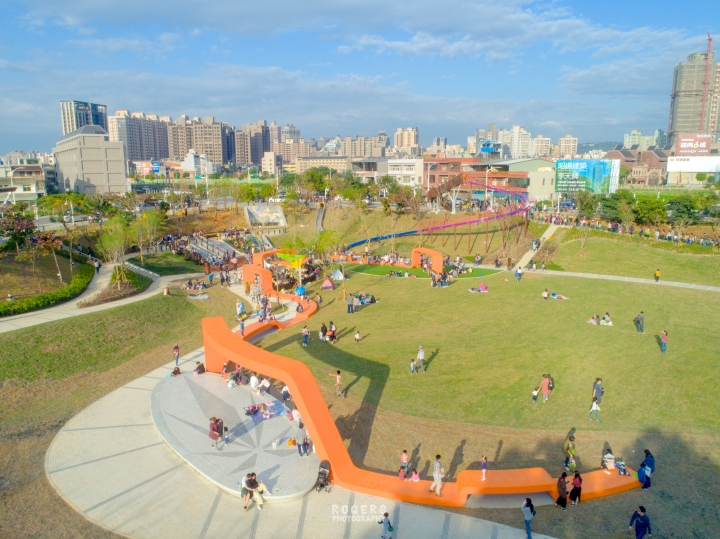 桃園風禾公園50公尺長滾輪溜滑梯｜空拍｜地景｜圖多