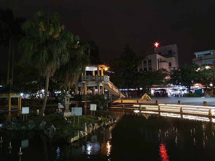 S10+ 簡單開箱及夜拍測試(DXO 109分表現如何? )