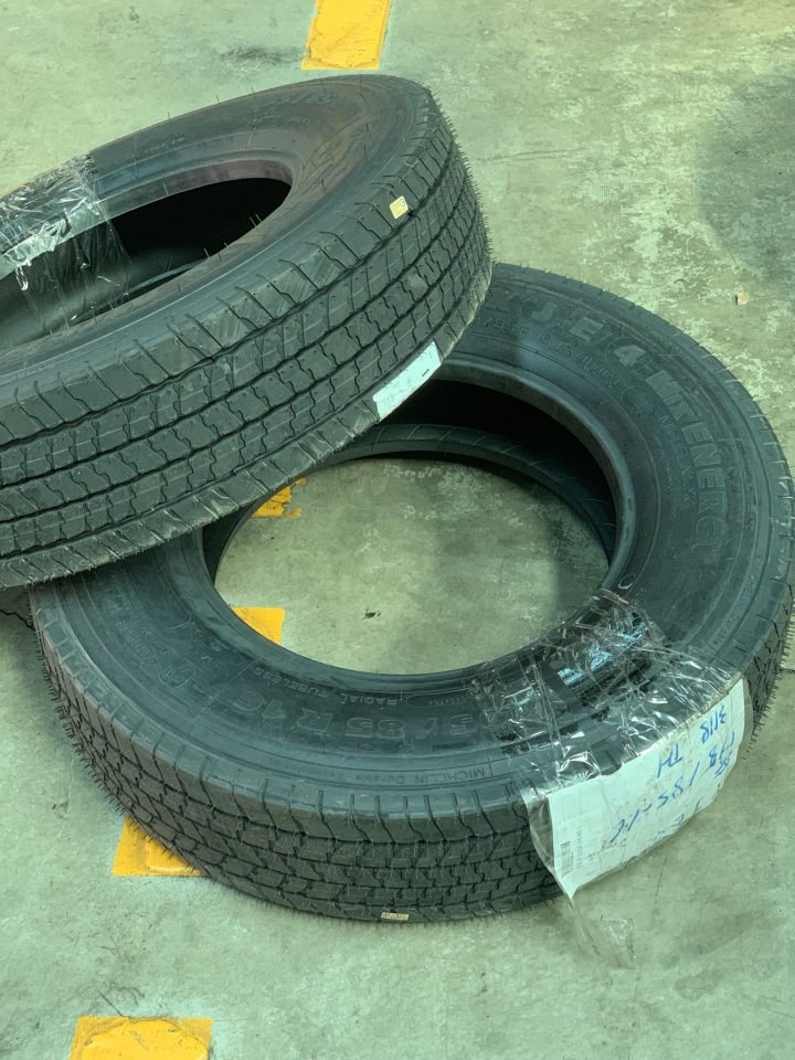 米其林三噸半貨車輪胎