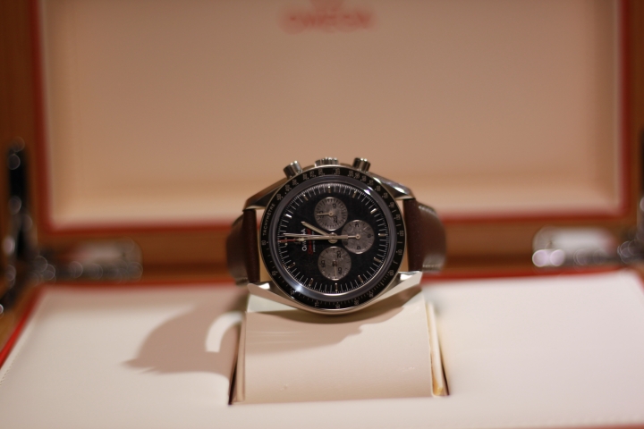 [開箱] Omega Speedmaster 隕石錶