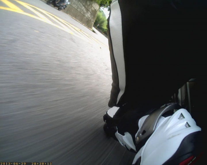 CP值超高的公升級街跑 SV1000 改裝紀實(圖多)