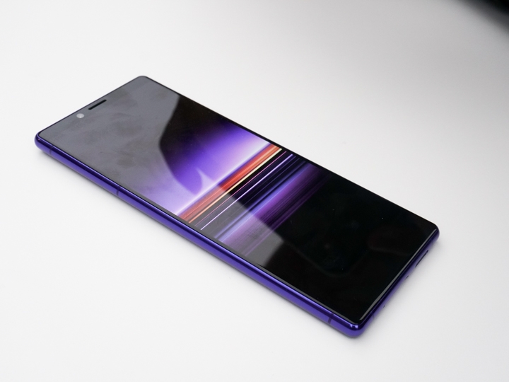 [新命名] SONY新旗艦Xperia 1 帶來電影感的拍攝跟觀賞品質 方正跟側指紋也回歸了