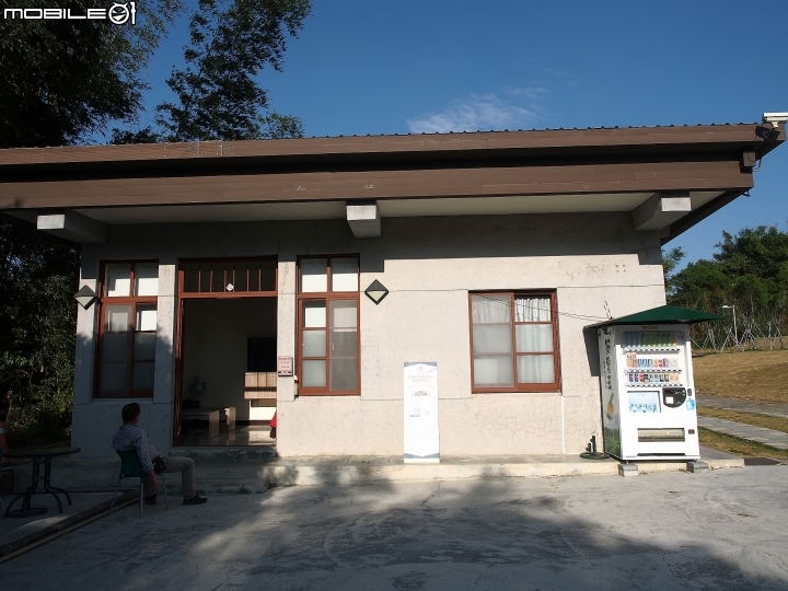 臺南 山上 原臺南水道淨水池區 — 宛如天空之城、異國神殿的超大型石塊堆疊建築