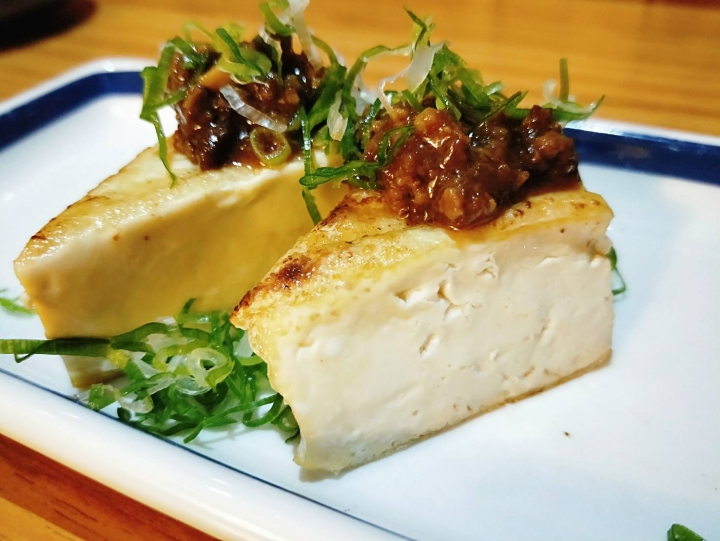 [食記] 新竹北區 - 鐵釜日式料理 厚牛舌料理 牛舌兩吃精緻日式料理 星鰻釜飯料多味美 新竹美食