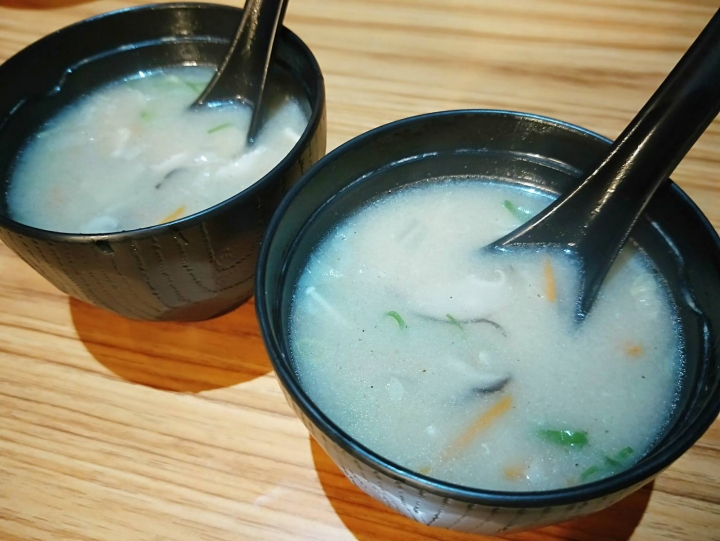 [食記] 新竹北區 - 鐵釜日式料理 厚牛舌料理 牛舌兩吃精緻日式料理 星鰻釜飯料多味美 新竹美食