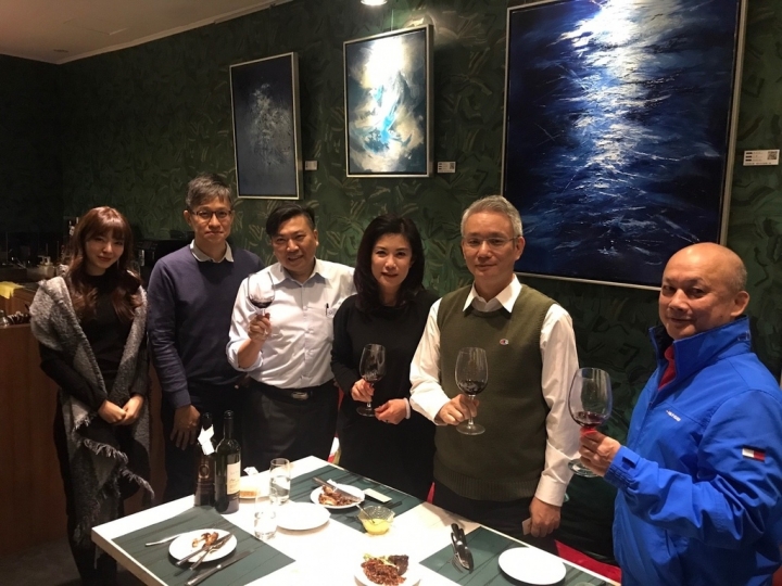 [食記]總讓您有無限驚喜感受~安格斯餐酒館牛人品酒會完美登場!