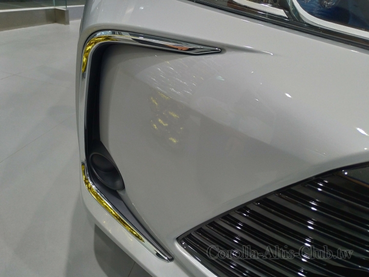12代Corolla房車版Altis線上賞車