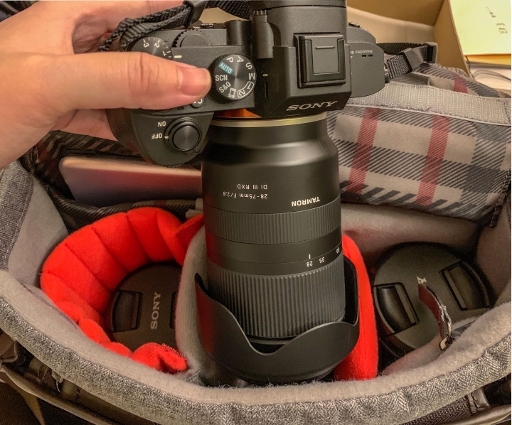 Manfrotto溫莎系列小郵差包開箱（購買Manfrotto Befree alpha edition腳架贈送）