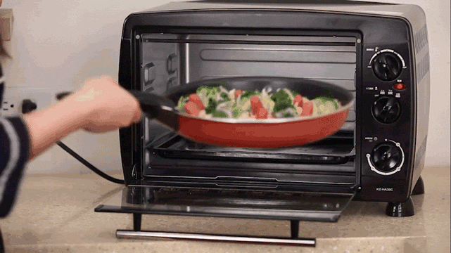 一鍋多用料理不麻煩 『特福巧變精靈四件組』