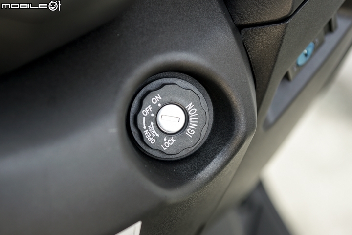 Hartford VITA 300 ABS 賽道試駕 十萬內黃牌路權首試