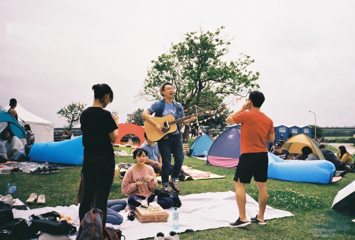 [Konica Big Mini]周末走走賞鳥賞貓賞光[Kodak 200]