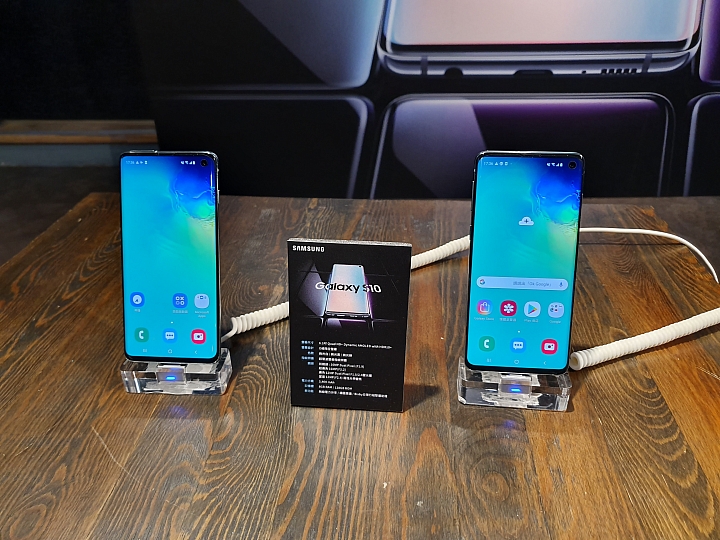 SAMSUNG宇宙的救世主，十全十美S10【全方面體驗】