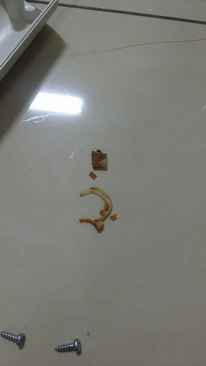 電扇不會轉....
