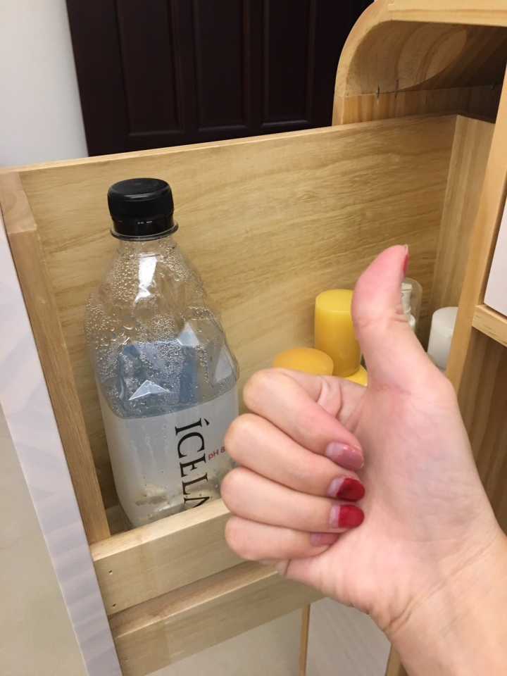 [開箱] 嘖嘖圓角化妝桌