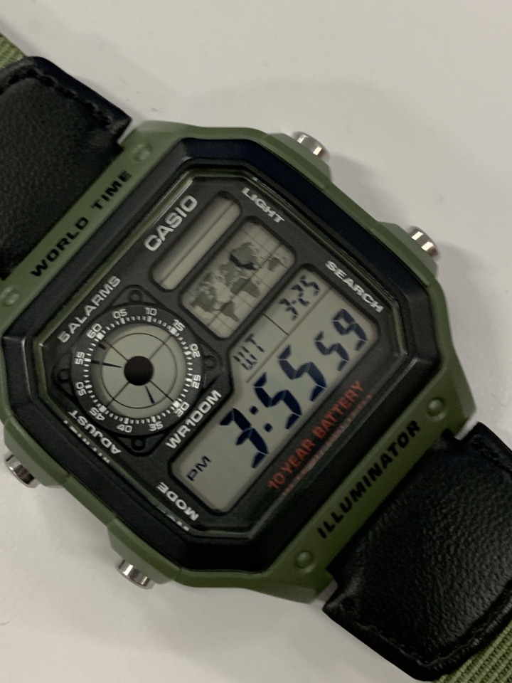 CASIO AE-1200WHB