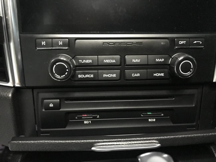 Porsche PCM 4.0 主機開啟Apple CarPlay