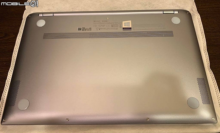 新機開箱 ZenBook14 (UX431) 冰河藍~雙 M.2 SSD 加上啦!