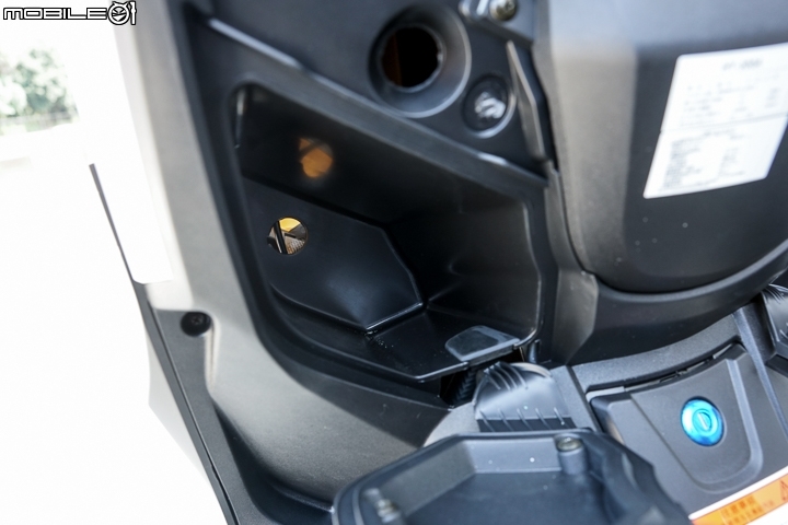Hartford VITA 300 ABS 賽道試駕 十萬內黃牌路權首試
