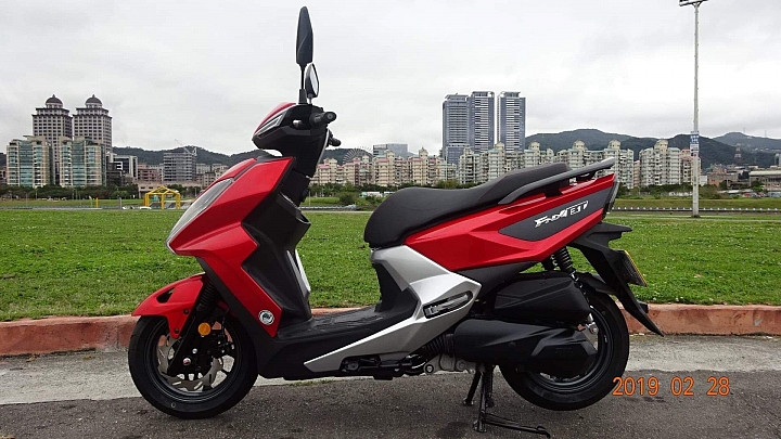 第三台紅色小車車MK3   FNX 125 開箱