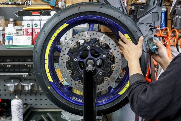 Bridgestone BATTLAX RACING R11 賽道試胎 全面性能大提升