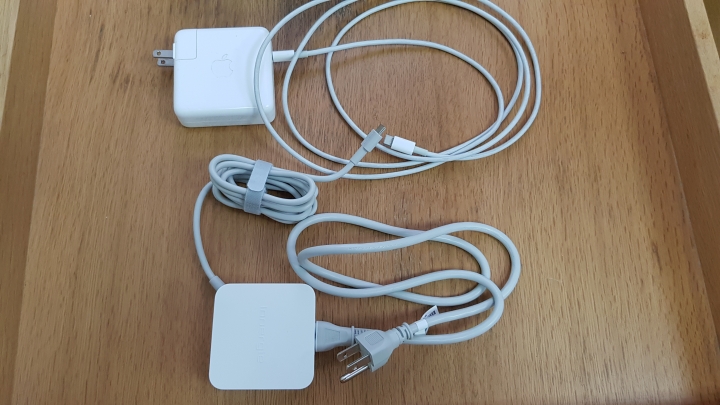 ［初心開箱］Innergie 65W充電Macbook pro