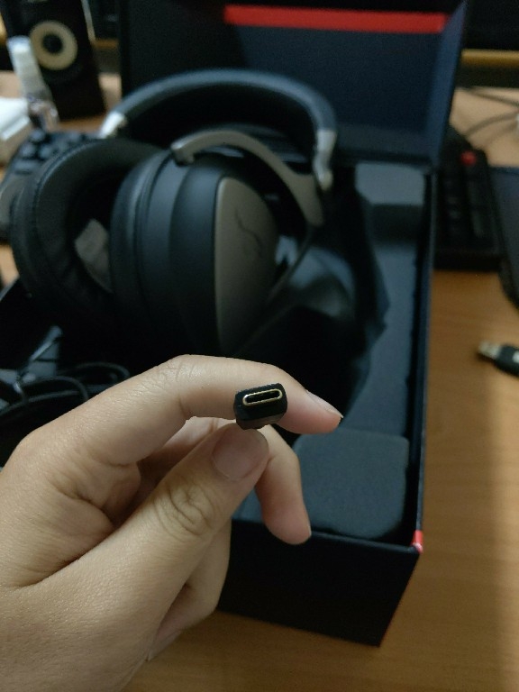 [開箱] ROG Delta 開箱&使用心得