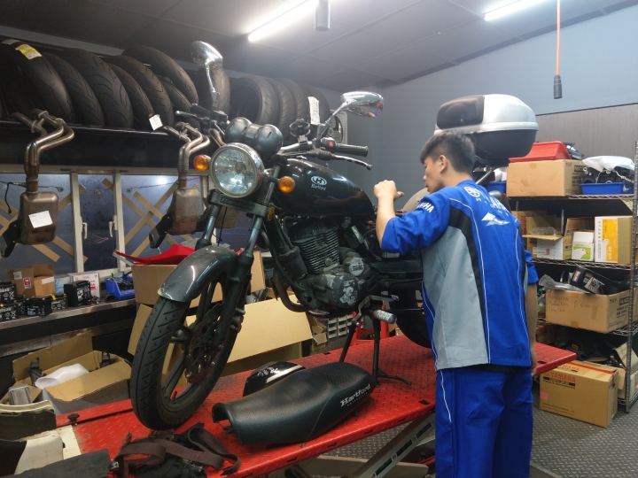 車規級‧GX1+前後雙鏡頭機車記錄器 大通新夯品～，熱血試用！