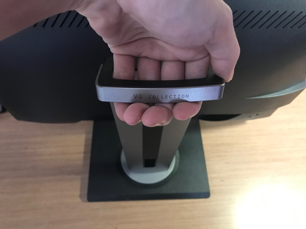 [開箱]ViewSonic VG2448人體工學旋轉螢幕
