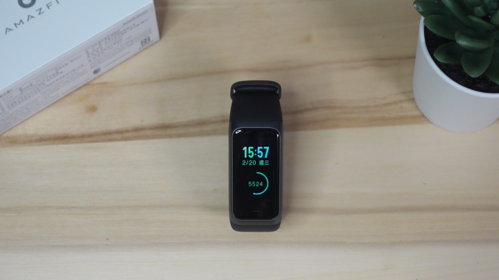 [開箱] AMAZFIT 運動手環2 vs 小米手環3 vs 米動手錶青春版