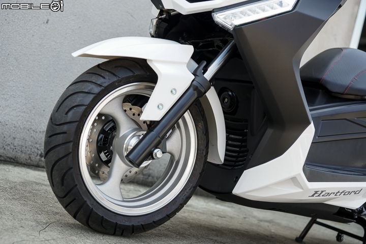 Hartford VITA 300 ABS 賽道試駕 十萬內黃牌路權首試