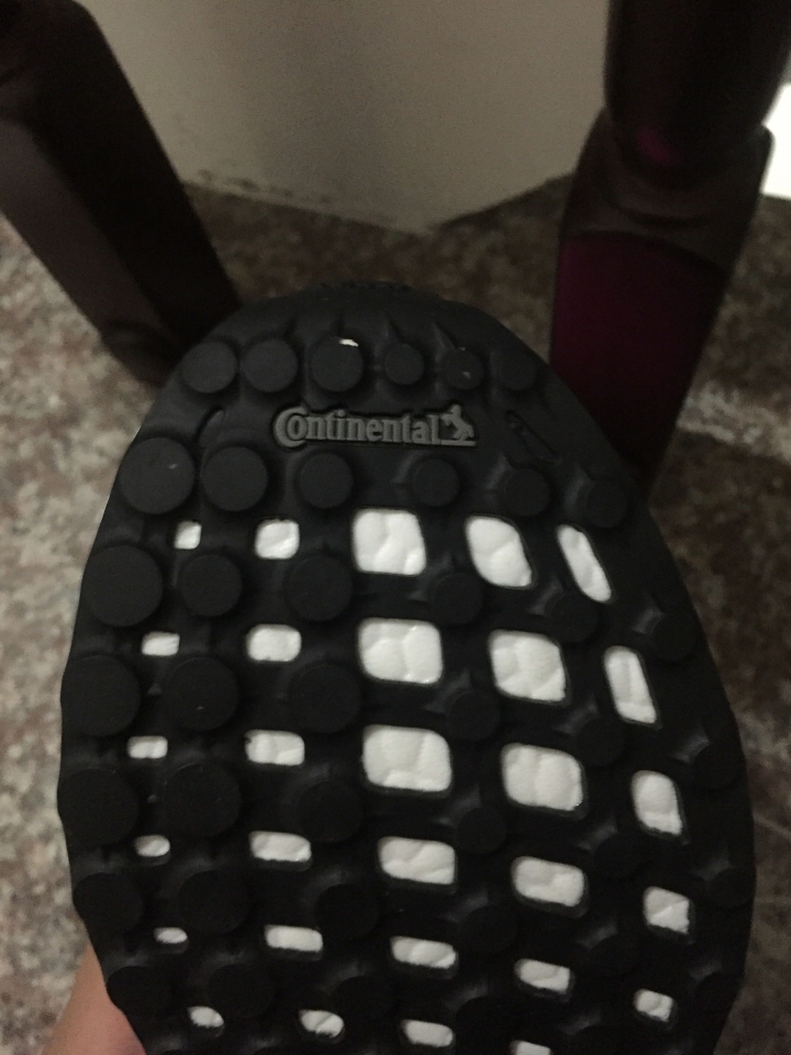 請求神人驗此雙ultra boost 4.0真偽