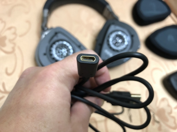 Asus ROG Delta 電競耳麥試用心得