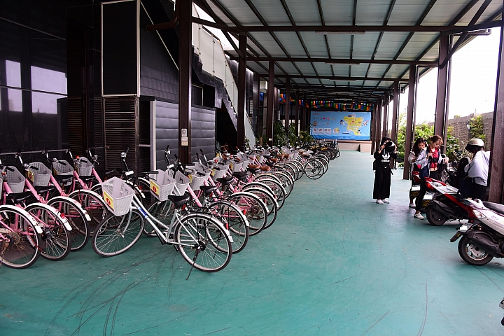 凱旋星光酒店：以酒店免費提供的腳踏車，遊歷森林公園、海濱公園、天后宮、小吃街、逛商店。