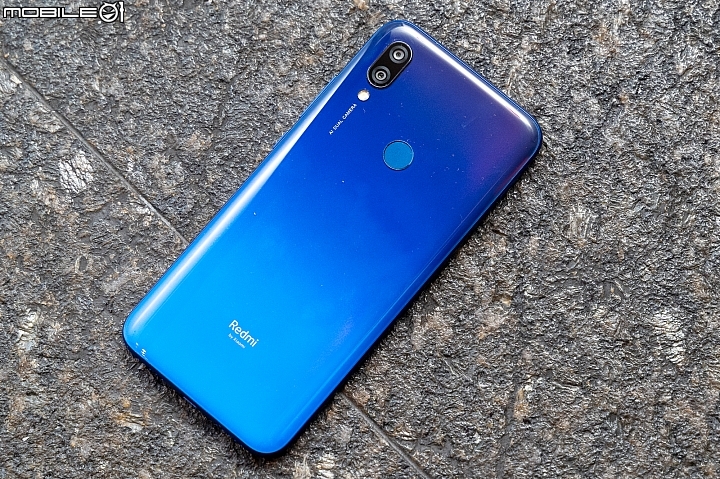 機背漸層質感UP！紅米Note 7 / 紅米7兄弟動手玩