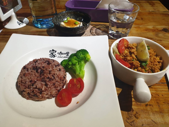 20號早上起床後就開始我的環半島之旅