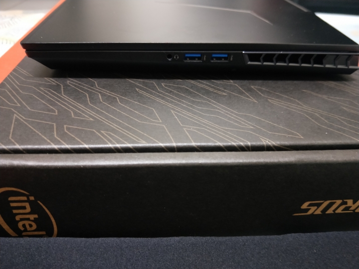 Aorus 15-X9 不專業沒測試的開箱(為了Aorus活動)